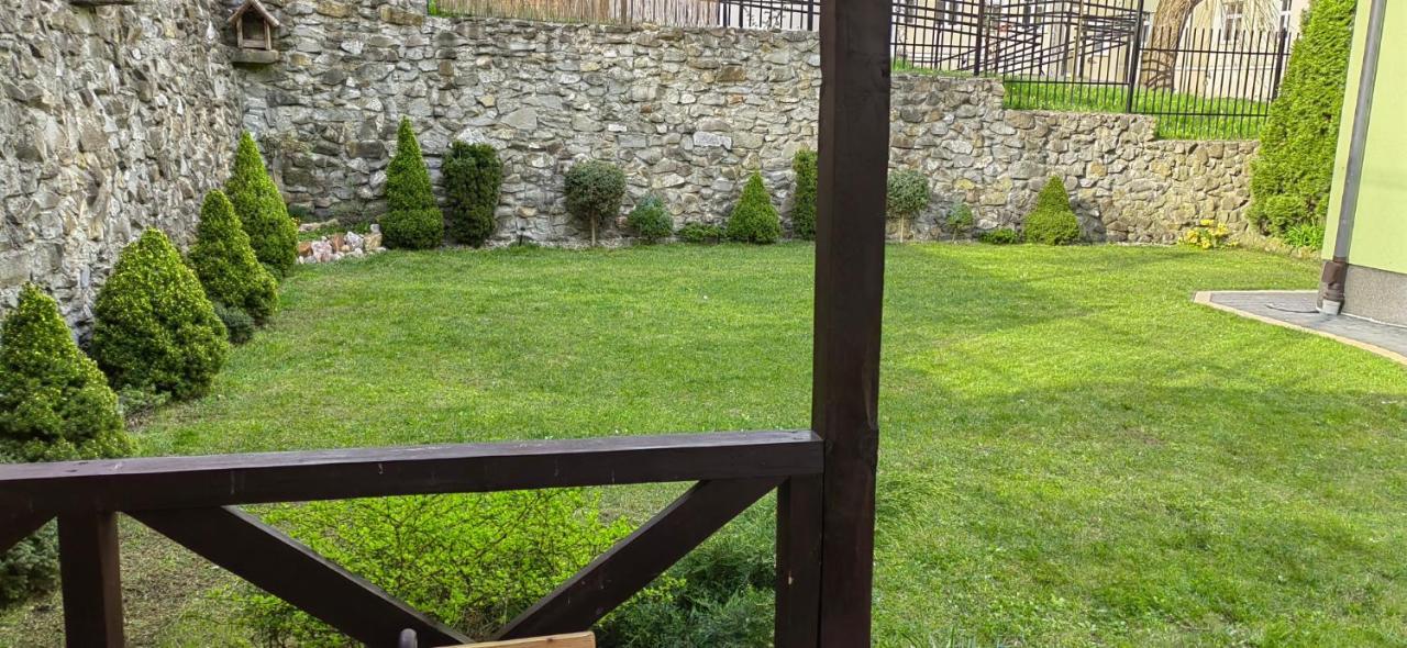 Apartament Joanna Sanok Luaran gambar